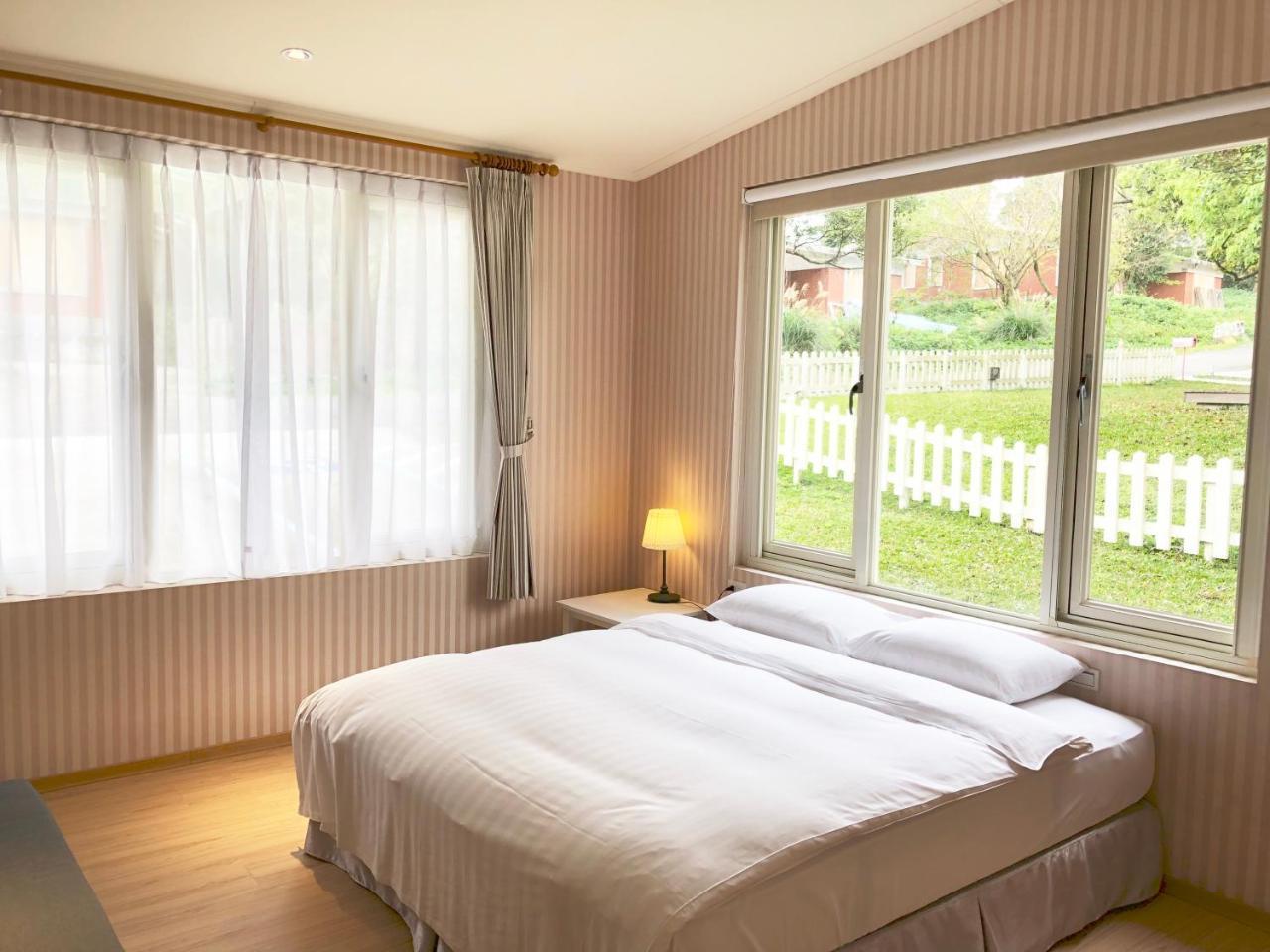 American Village Resort Taipei Bagian luar foto
